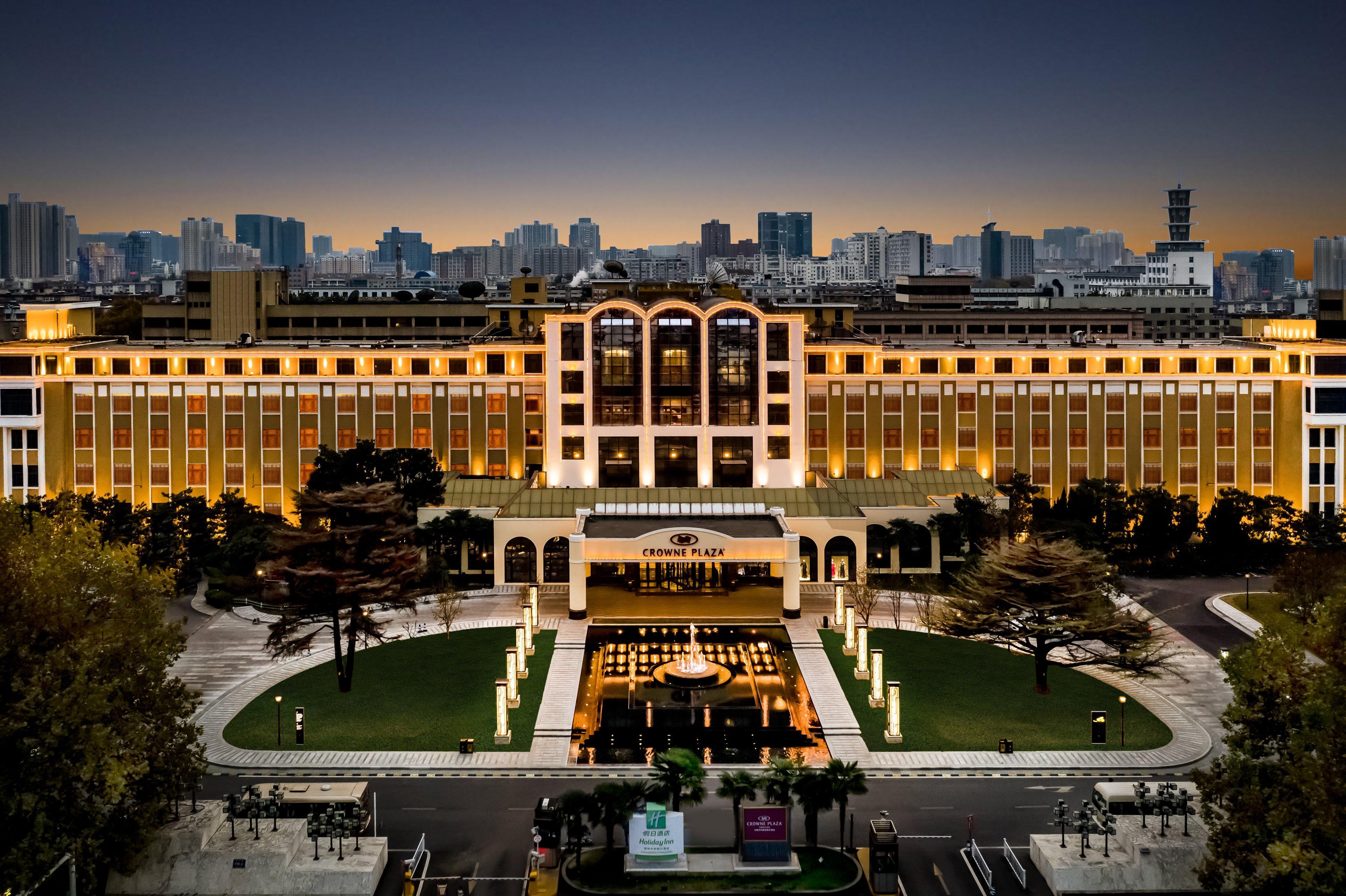 Crowne Plaza Zhengzhou By Ihg Exterior foto