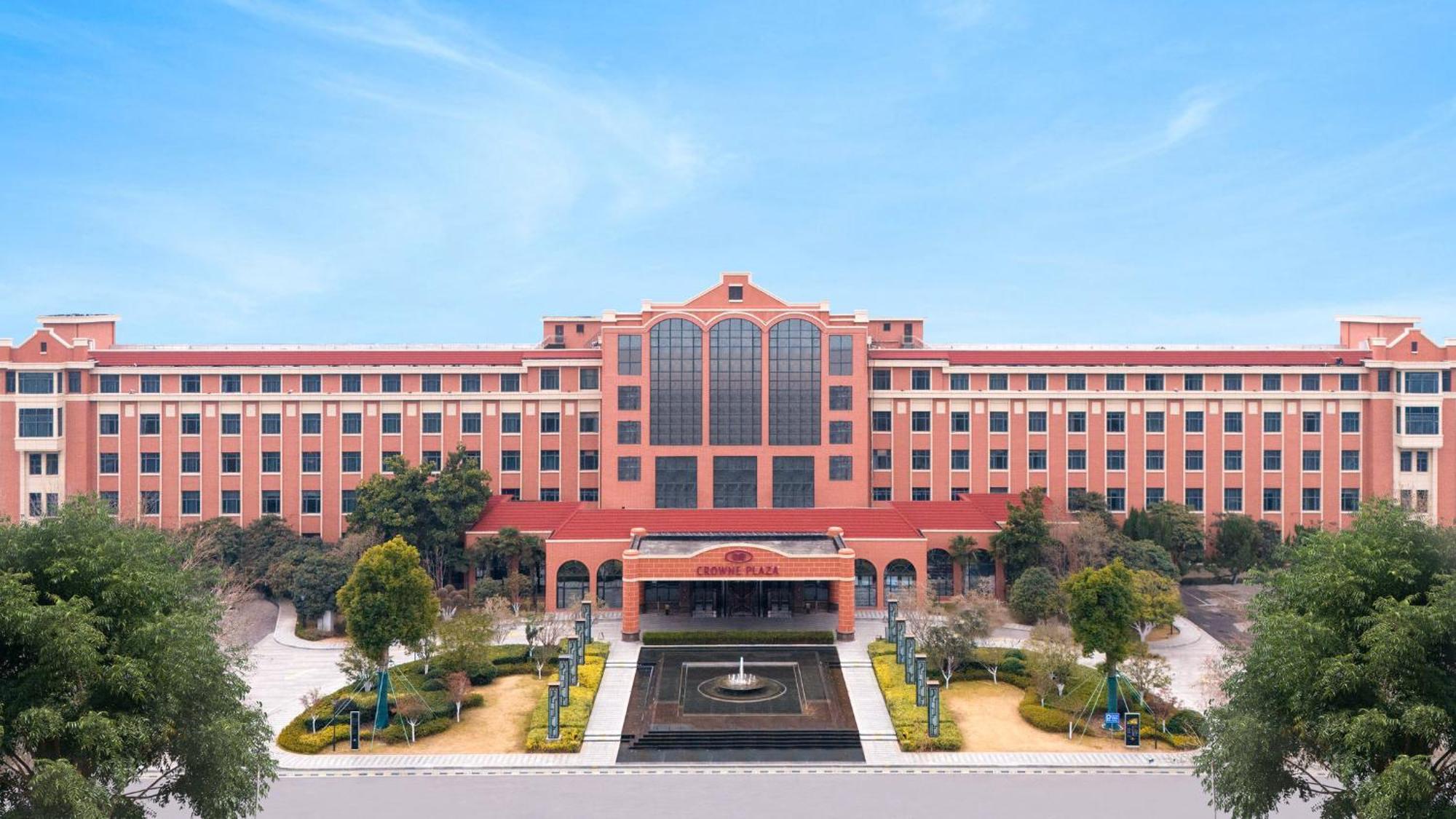 Crowne Plaza Zhengzhou By Ihg Exterior foto
